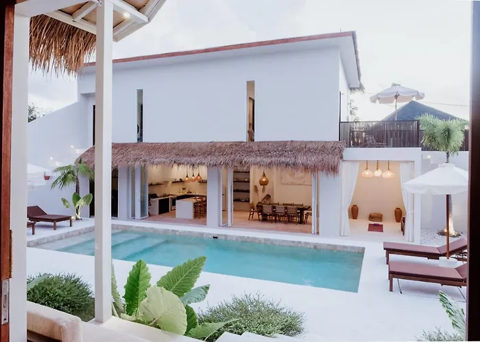 The Hut Hut * Uluwatu